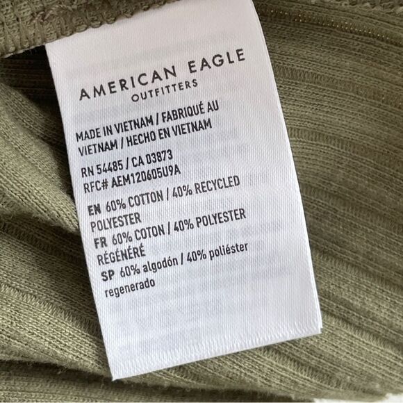 Lot of American Eagle Outfitters - Raw Hem Jean Shorts Halter Tank & Peasant Top - Picture 9 of 16